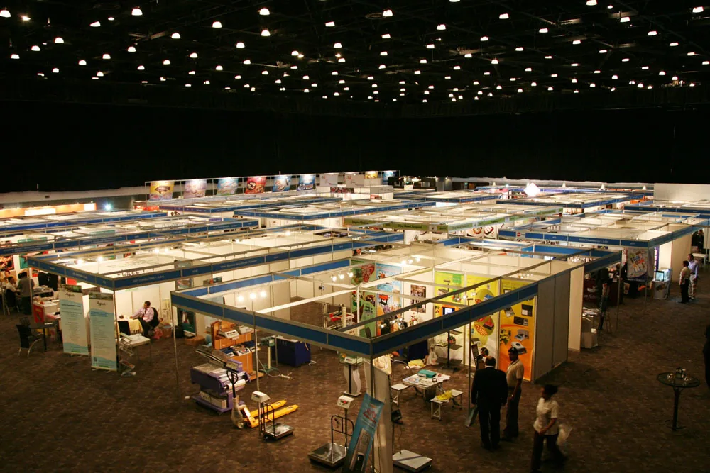 Custom Display Stand Dubai
